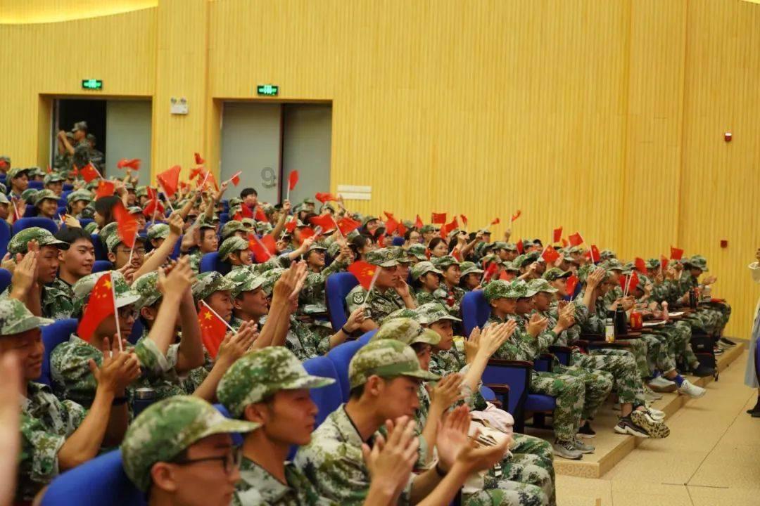 基金经理及直系亲属参与,百亿私募海南希瓦自购818万元